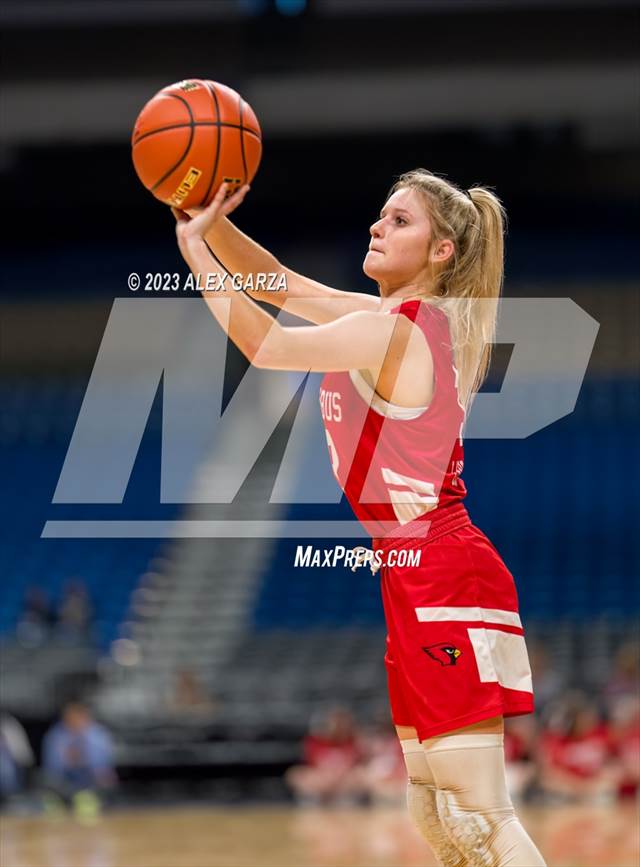 Photo 23 in the Holliday vs Columbus (UIL 3A Basketball Semifinal) Photo Gallery (34 Photos)