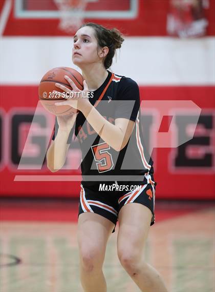 Thumbnail 1 in Amanda-Clearcreek @ Logan Elm photogallery.