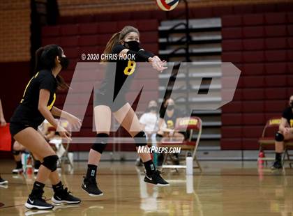 Thumbnail 2 in JV: Salpointe Catholic vs. Mesquite photogallery.