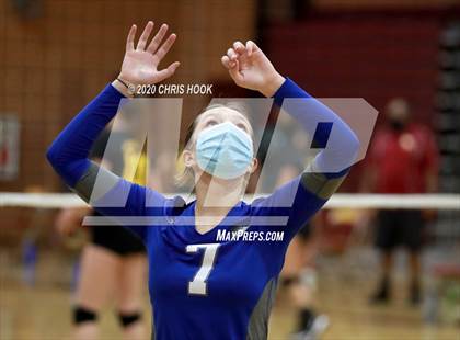 Thumbnail 3 in JV: Salpointe Catholic vs. Mesquite photogallery.