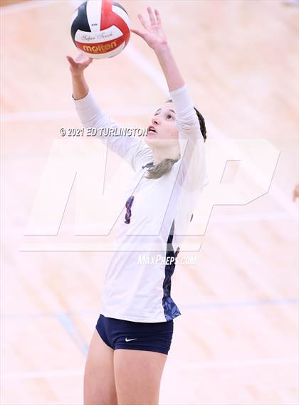 Thumbnail 3 in JV: Milton @ Cherokee photogallery.