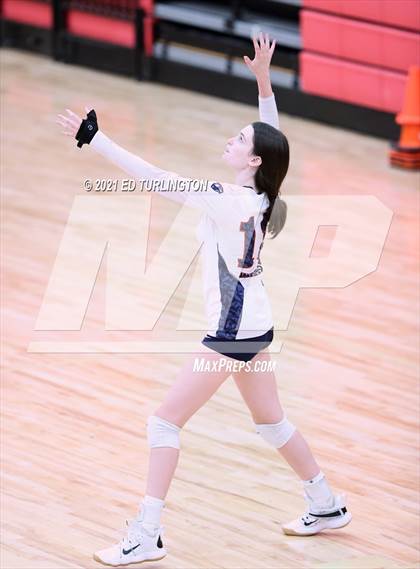 Thumbnail 2 in JV: Milton @ Cherokee photogallery.
