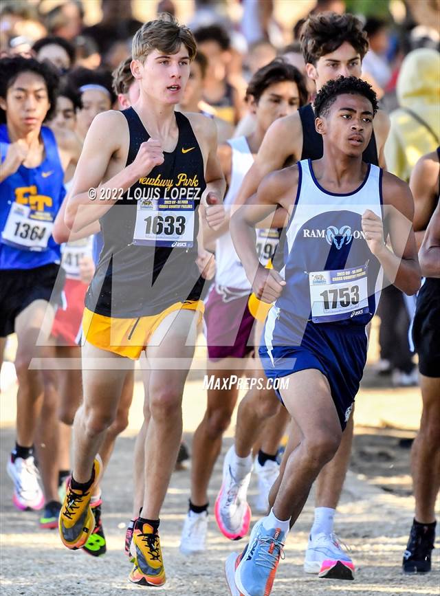 Photo 17 in the CIF SS Boys Cross Country Prelims Photo Gallery (187