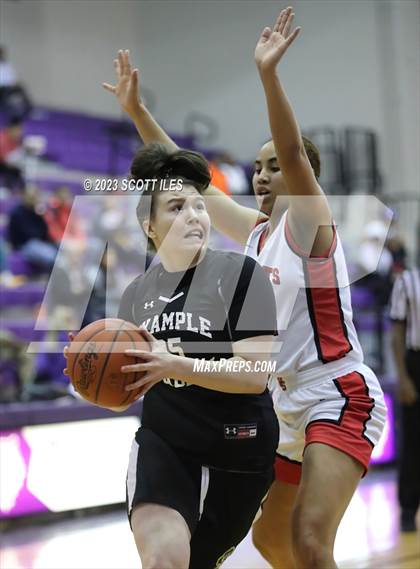Thumbnail 3 in Example Academy Red vs. Westerville South (OGBR Classic in the City) photogallery.