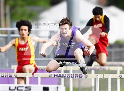 Thumbnail 3 in Williamsville East @ Hamburg photogallery.