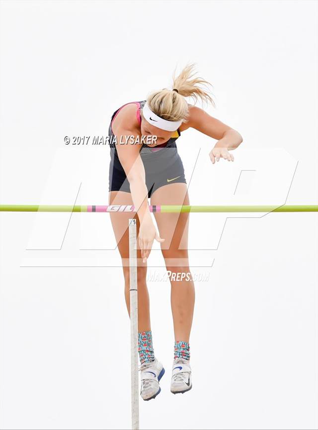 Photo 125 in the UIL Regional Track & Field Meet R3 Photo Gallery (207