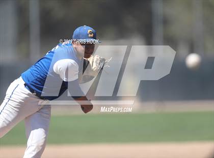 Thumbnail 3 in Sahuarita vs. Salpointe Catholic (Lancer Classic) photogallery.