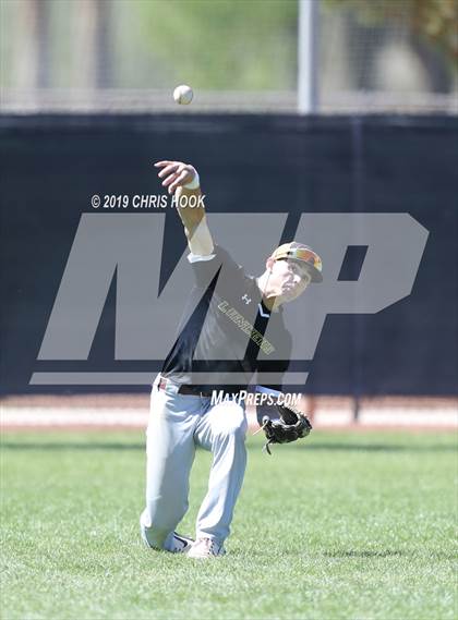 Thumbnail 2 in Sahuarita vs. Salpointe Catholic (Lancer Classic) photogallery.