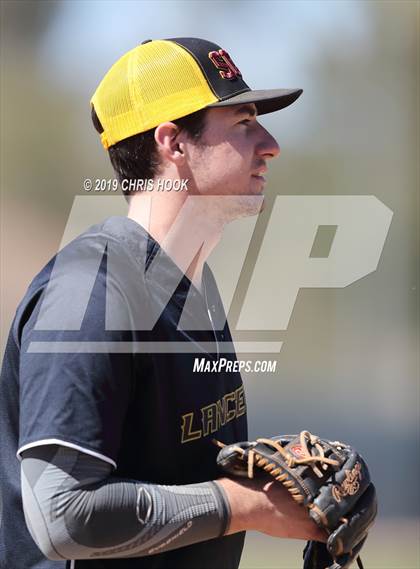 Thumbnail 3 in Sahuarita vs. Salpointe Catholic (Lancer Classic) photogallery.