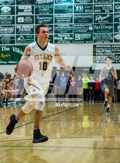 Thumbnail 1 in Woodgrove @ Loudoun Valley photogallery.