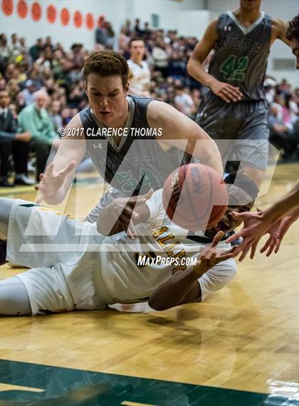 Thumbnail 2 in Woodgrove @ Loudoun Valley photogallery.