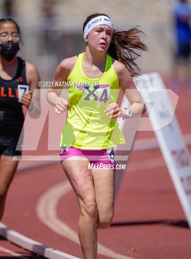 Photo 8 in the NMAA 4A Track and Field Championships Photo Gallery (54