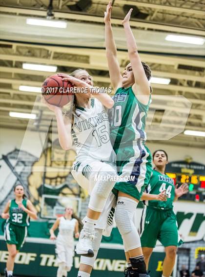 Thumbnail 1 in Woodgrove @ Loudoun Valley photogallery.