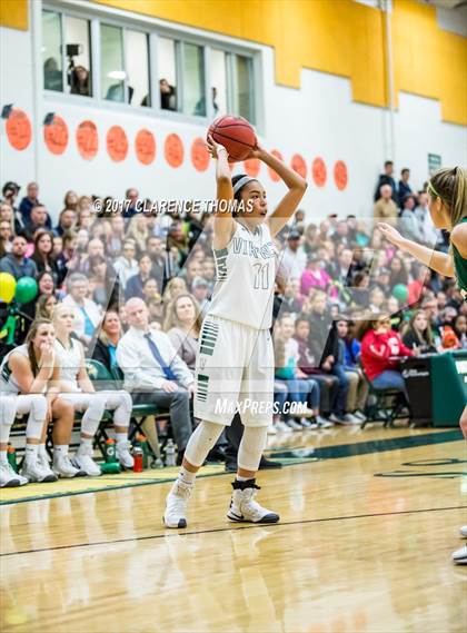 Thumbnail 1 in Woodgrove @ Loudoun Valley photogallery.