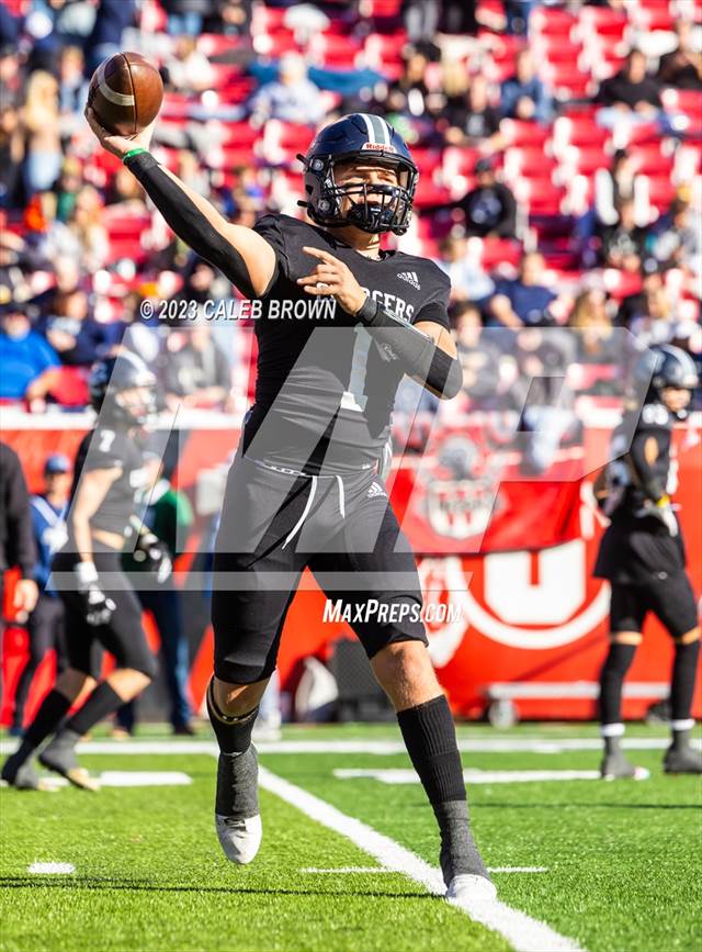 Photo 4 in the Skyridge vs Corner Canyon (UHSAA 6A Final) Photo Gallery
