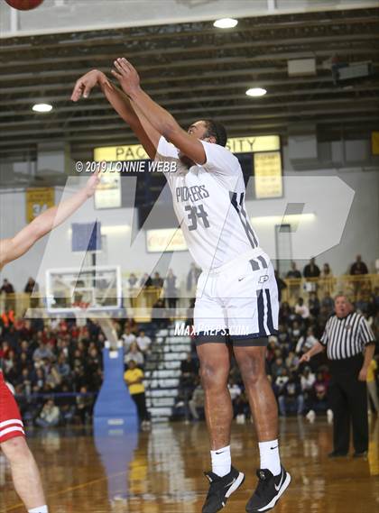 Thumbnail 1 in Poughkeepsie vs Tappan Zee (Section 1 Class A Final) photogallery.