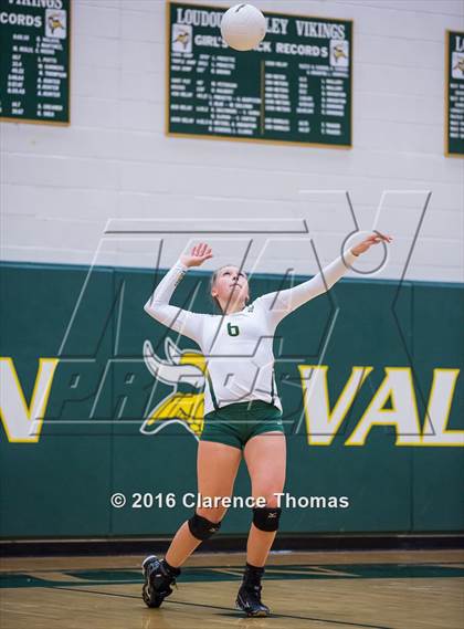 Thumbnail 2 in Park View @ Loudoun Valley photogallery.