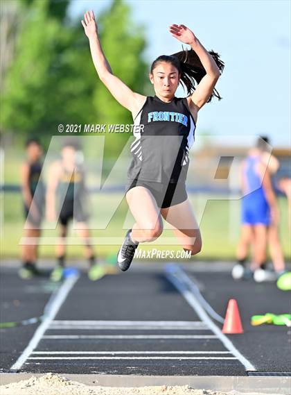 Thumbnail 1 in Williamsville North @ Frontier photogallery.