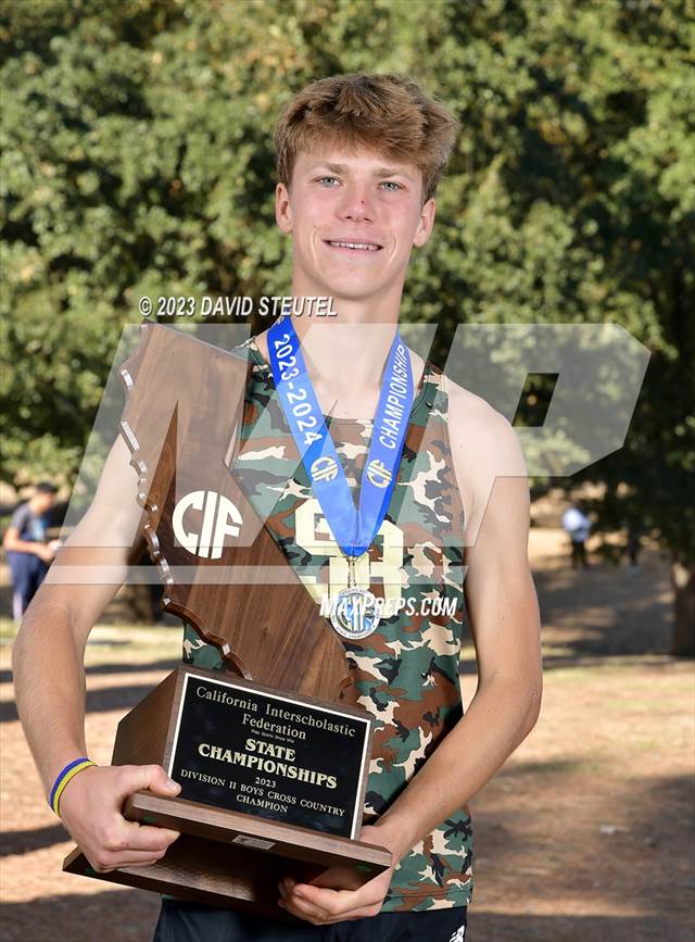 Photo 138 in the CIF State Cross Country Championships (Boys Awards
