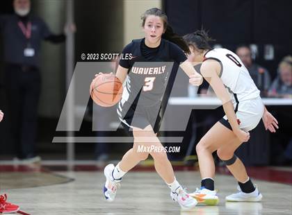 Thumbnail 3 in Waverly vs Circleville (OHSAA D2 Sectional Final) photogallery.
