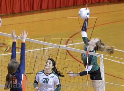 Thumbnail 1 in Carson vs. Cardinal Gibbons (NCHSAA 3A Final) photogallery.