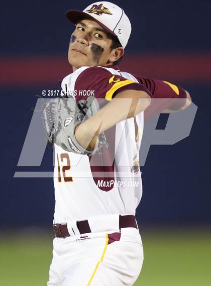 Thumbnail 2 in Nogales vs. Salpointe Catholic (AIA 4A Final) photogallery.