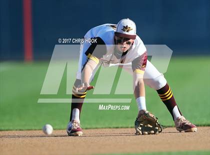 Thumbnail 2 in Nogales vs. Salpointe Catholic (AIA 4A Final) photogallery.