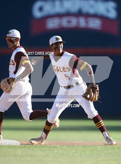 Thumbnail 1 in Nogales vs. Salpointe Catholic (AIA 4A Final) photogallery.