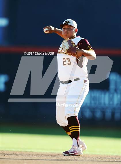 Thumbnail 2 in Nogales vs. Salpointe Catholic (AIA 4A Final) photogallery.