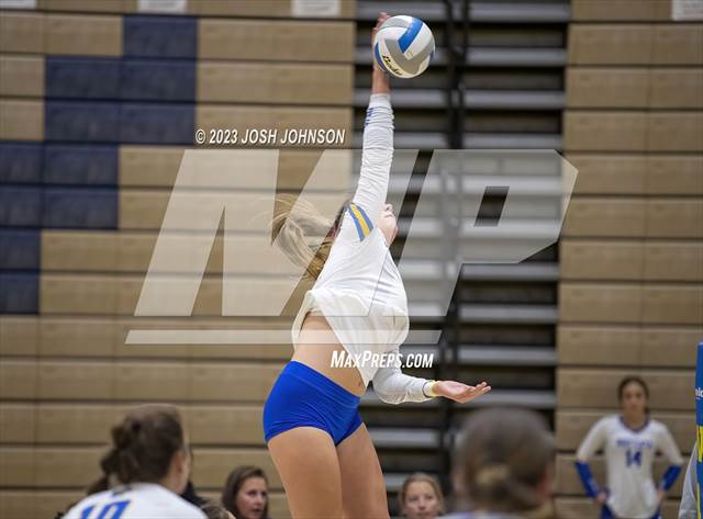 Photo 11 in the East Ridge @ Wayzata Photo Gallery (116 Photos)