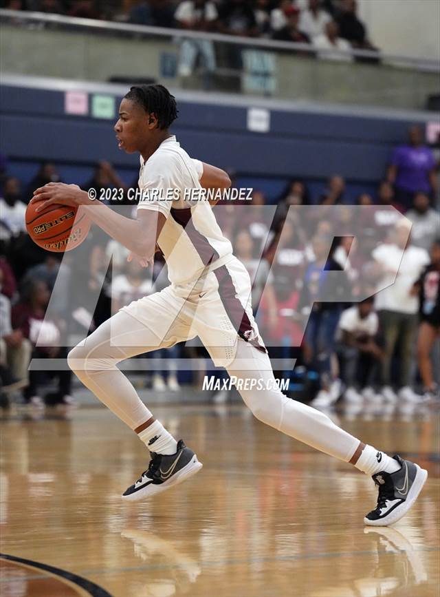 photo-1-in-the-furr-vs-silsbee-uil-4a-region-iii-semifinal-photo