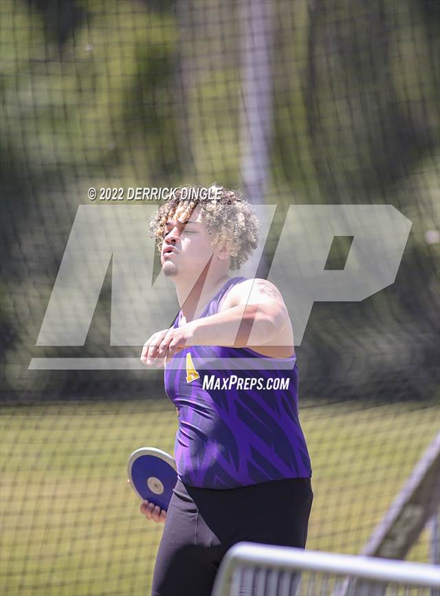 Photo 1 in the NYSPHSAA Outdoor Track & Field Championships (Discus