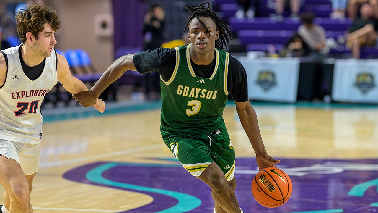 Five-star Caleb Holt announces transfer