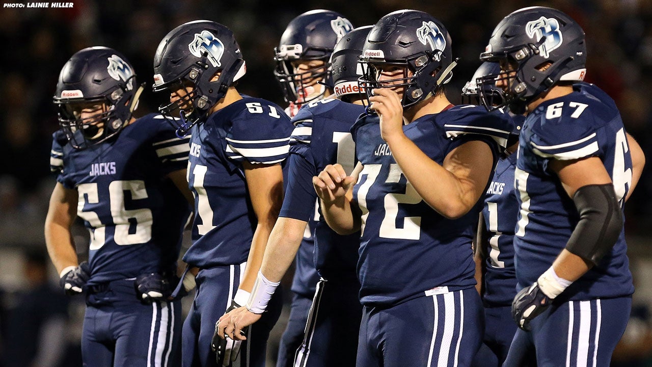 Lester Prairie/Holy Trinity vs. Le Center, Photos, MN Football Hub