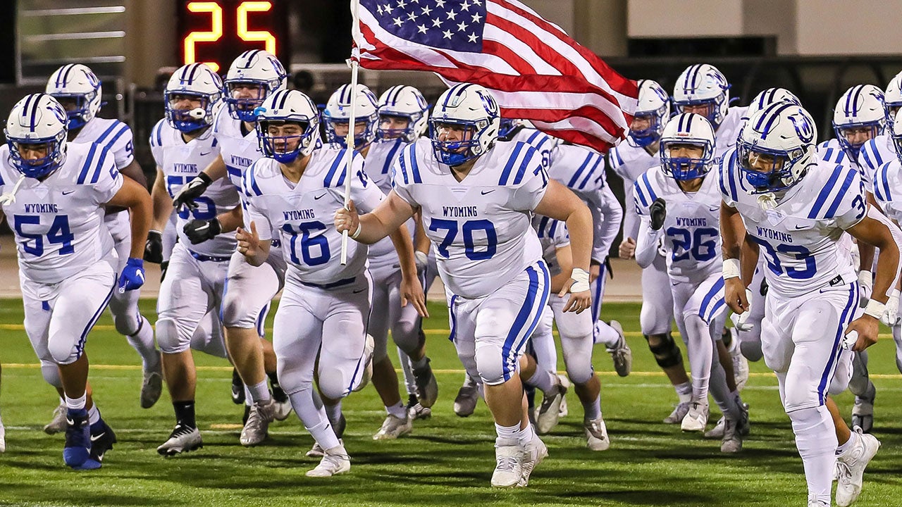 Football - Archbishop Moeller Crusaders Athletics