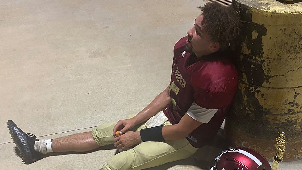 GOLD-BERG, GOLD-BERG, GOLD-BERG: Son of former WCW, WWE champ Bill Goldberg  playing high school football in Texas