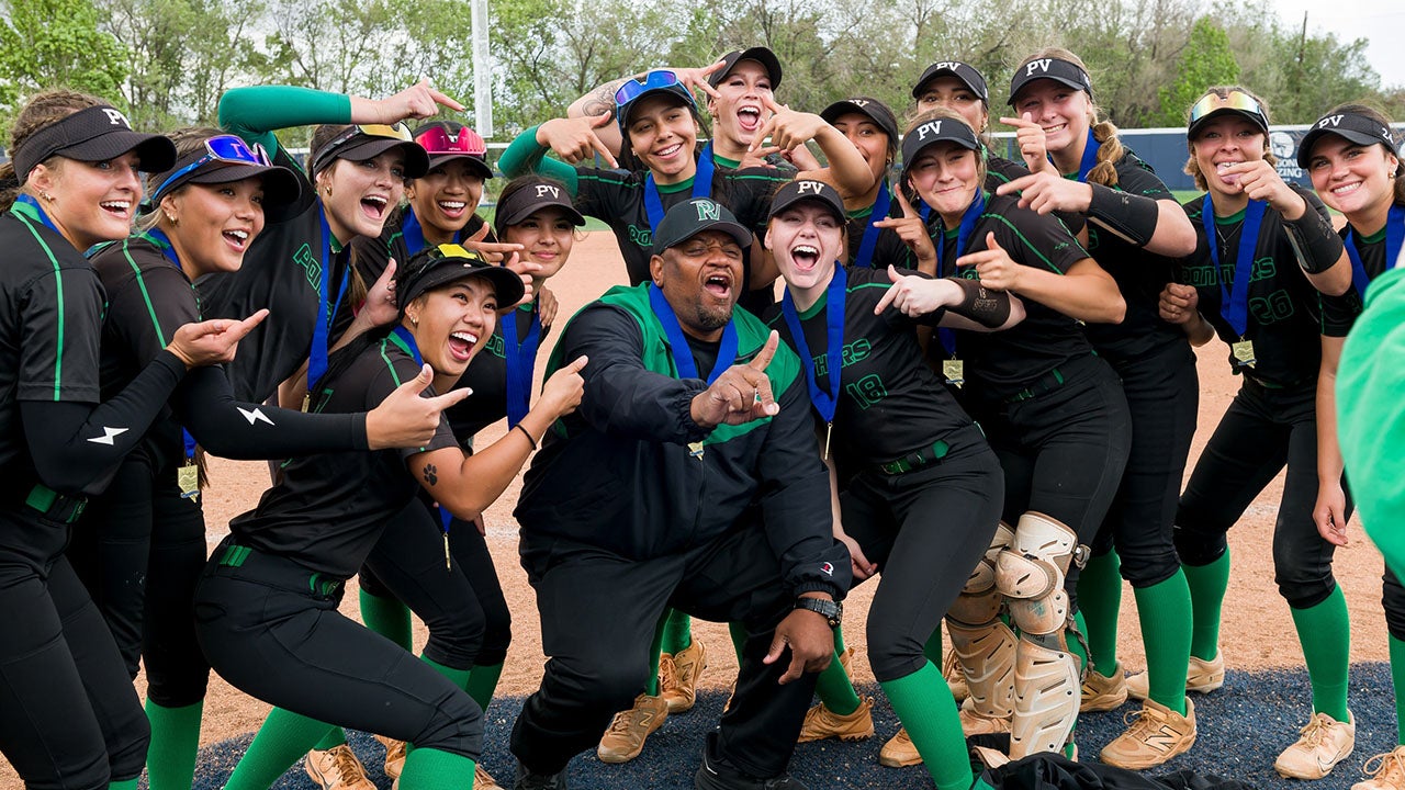 MaxPreps Top 25 softball rankings