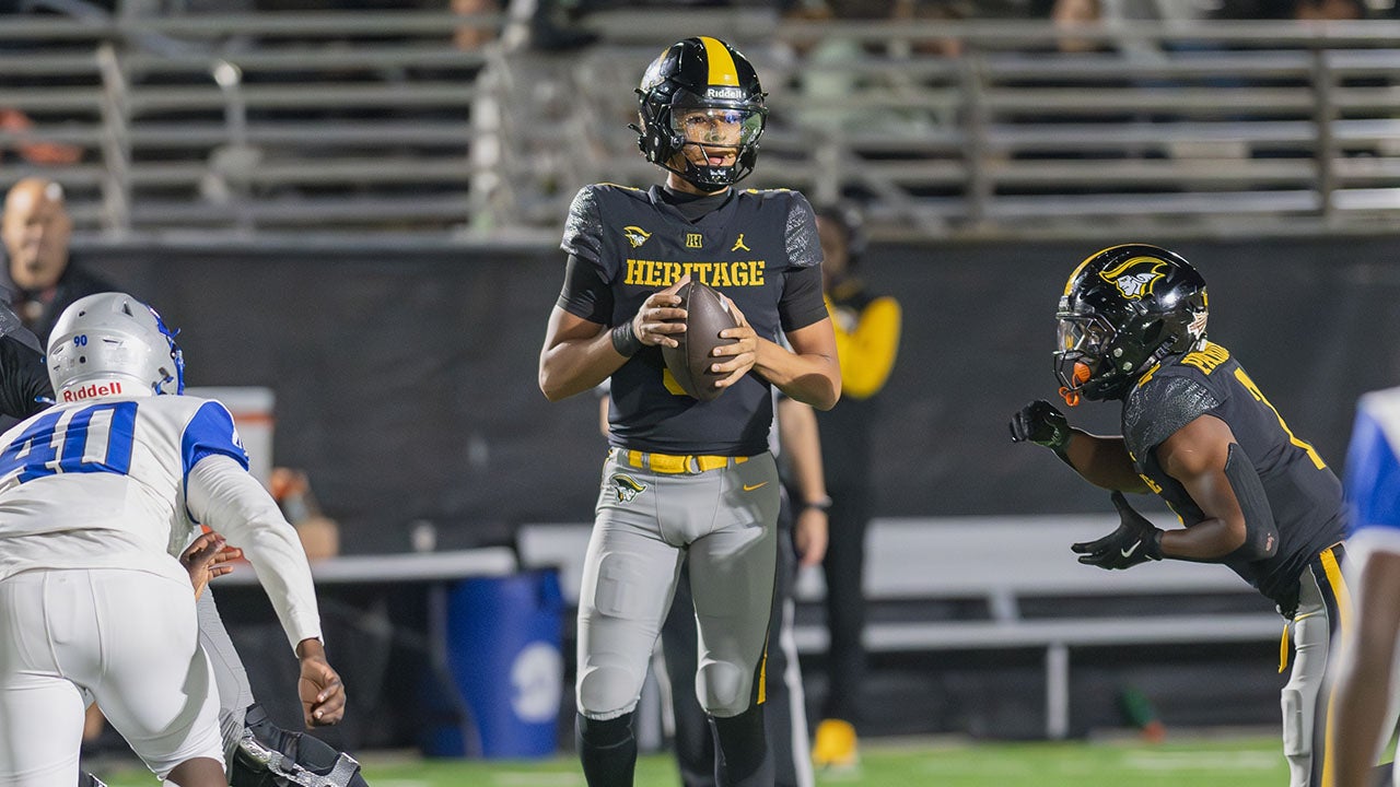 WATCH: Texas commit Dia Bell