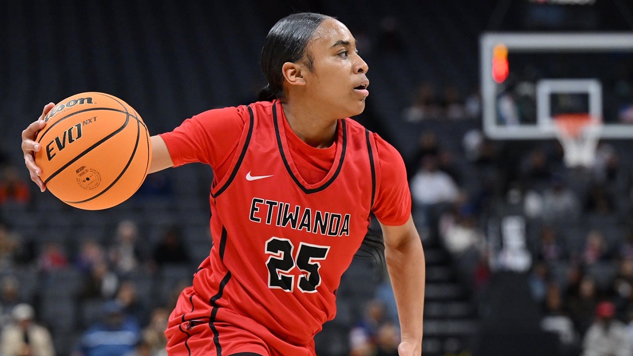Morris named California Player of the Year